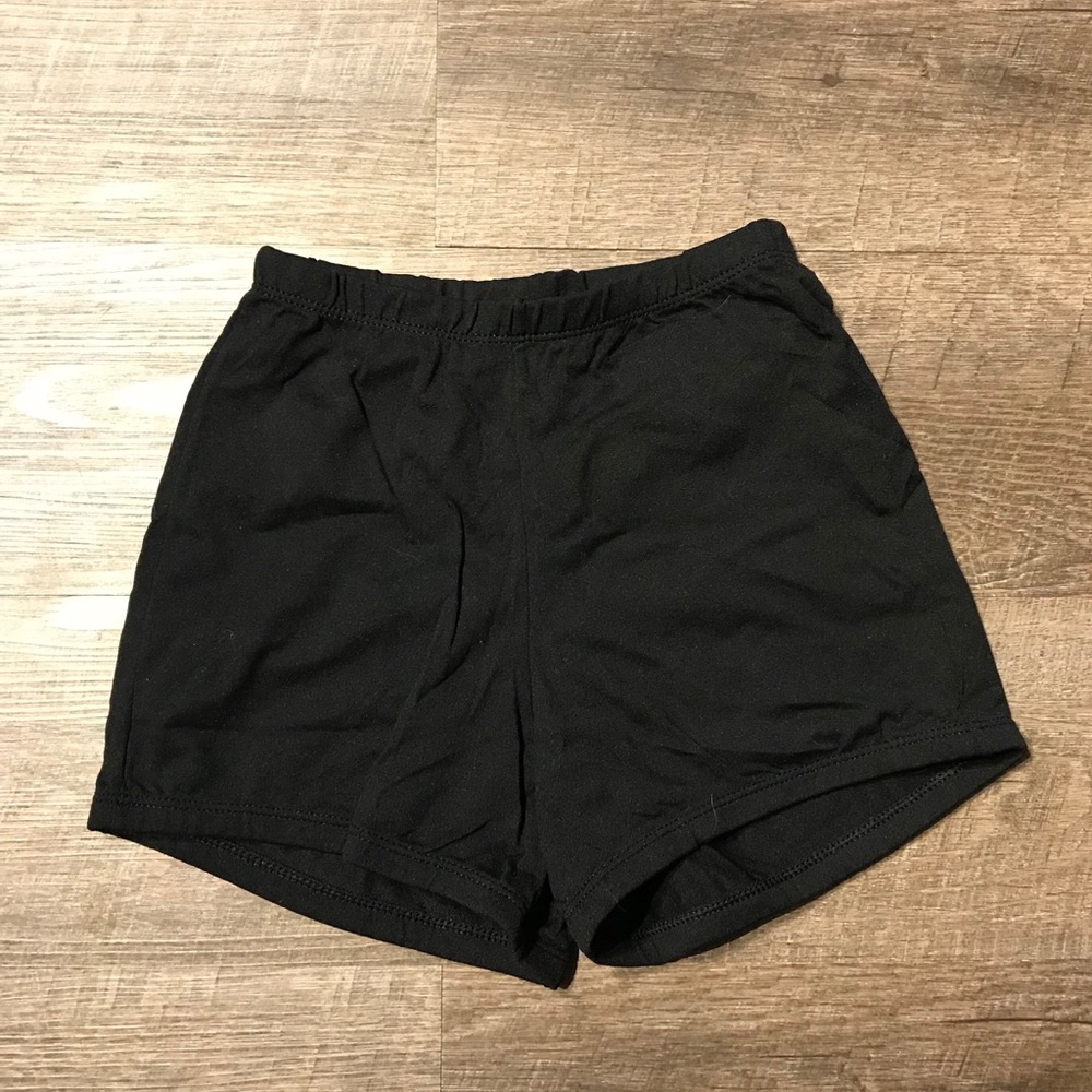 Sporty Short, Perfect for Layering or Workout